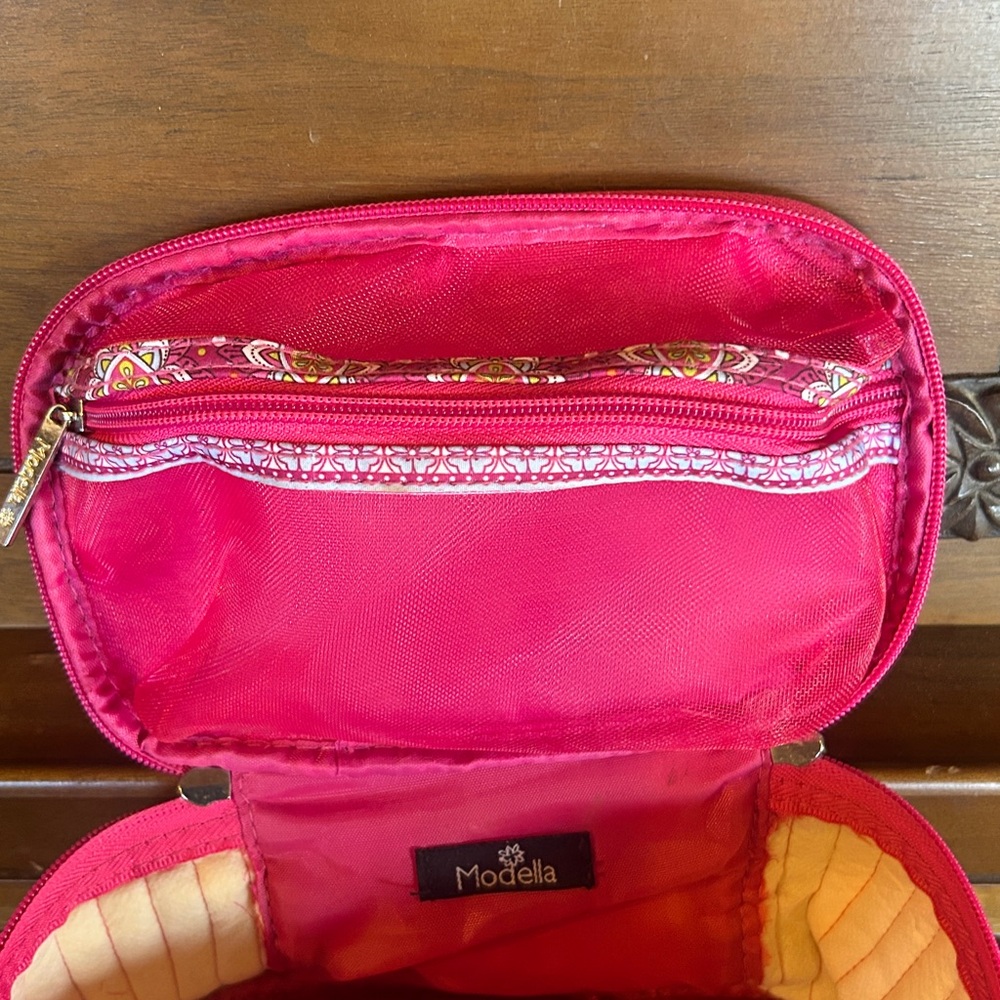 Cosmetics/Hair Tool Bag Set - Picture 11 of 16